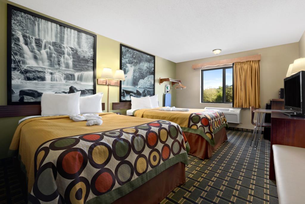 Super 8 By Wyndham Russellville Bagian luar foto