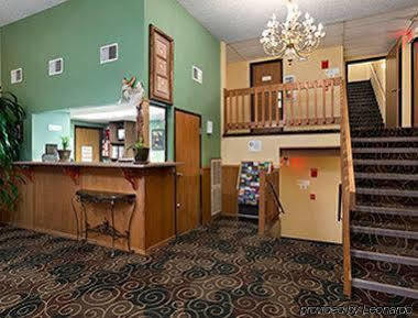Super 8 By Wyndham Russellville Bagian luar foto